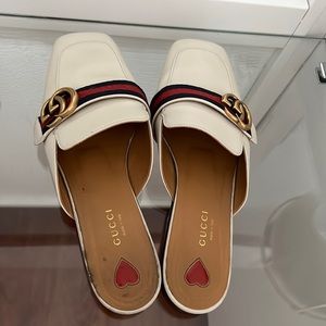 Gucci women white leather slippers with Double G size 38.5